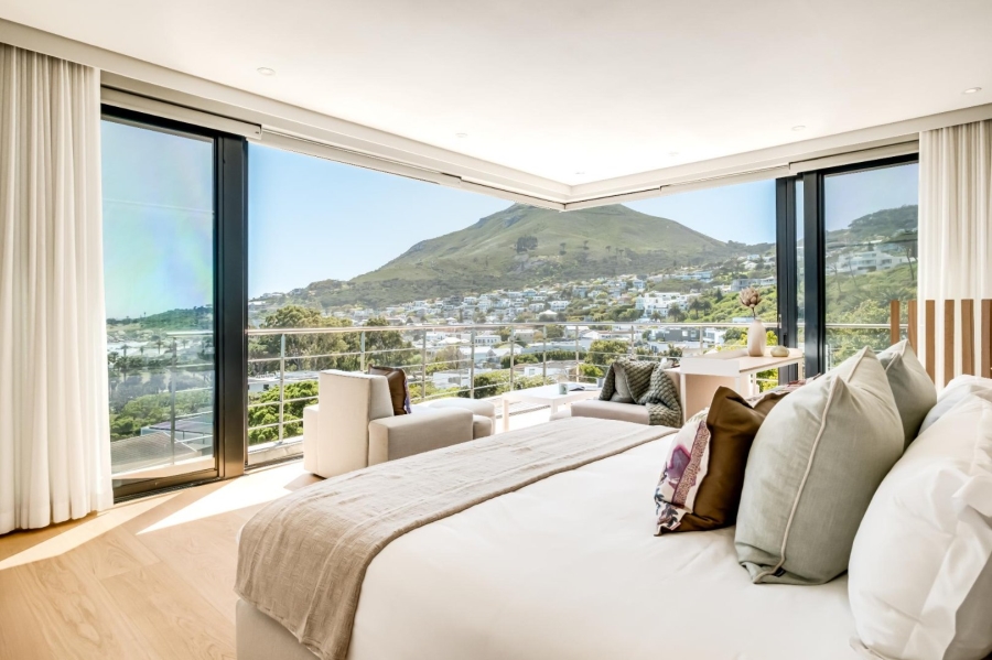 To Let 6 Bedroom Property for Rent in Camps Bay Western Cape